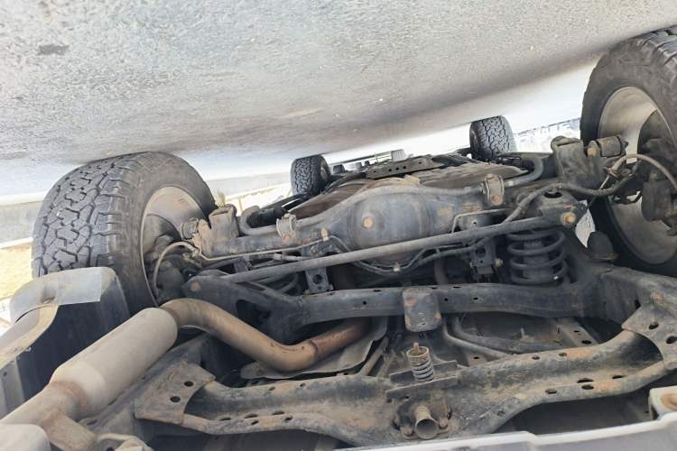 Used Haval H9 2020 2.0T Gasoline 4WD Premium Edition 5 Seats Chassis Rear