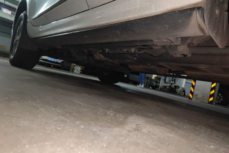 Used Haval H9 2020 2.0T Gasoline 4x4 Luxury 7-Seater Chassis Rear Left
