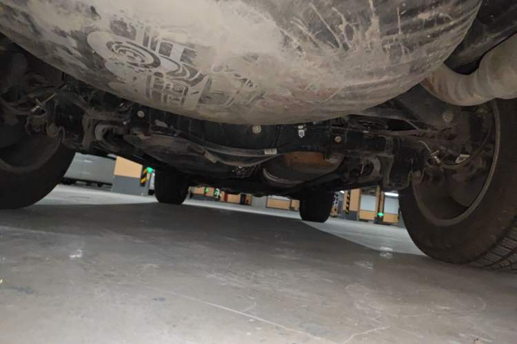 Used Haval H9 2020 2.0T Gasoline 4WD Premium Edition 5 Seats Chassis Rear