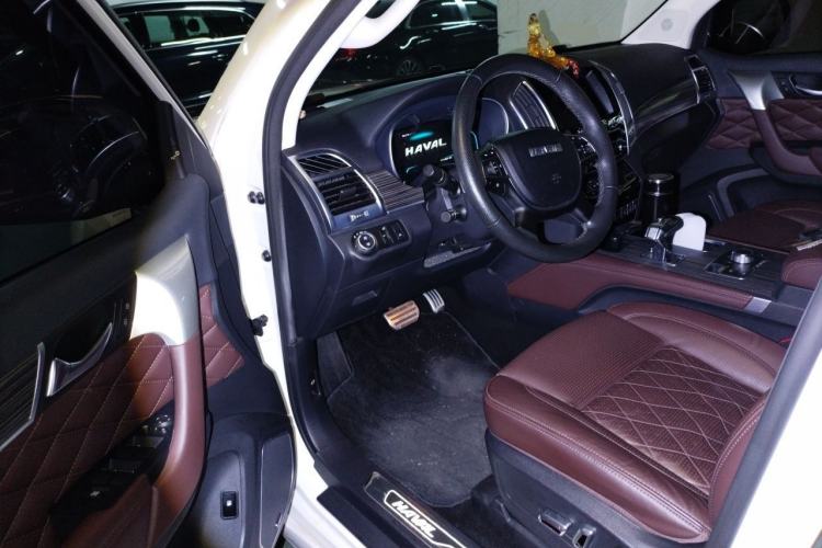 Used Haval H9 2020 2.0T Gasoline 4x4 Prestige 7-Seater Driver Seat