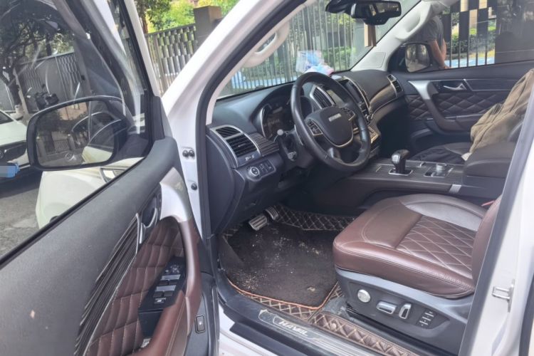 Used Haval H9 2020 2.0T Gasoline 4x4 Luxury 7-Seater Driver Seat