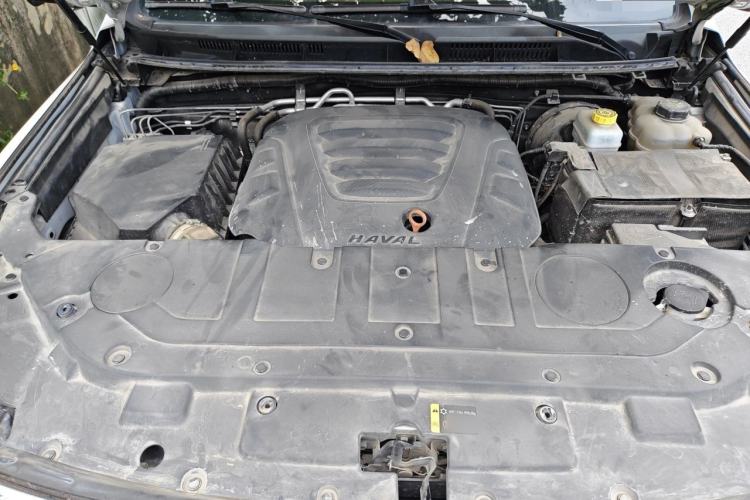 Used Haval H9 2020 2.0T Gasoline 4x4 Luxury 7-Seater Engine Bay