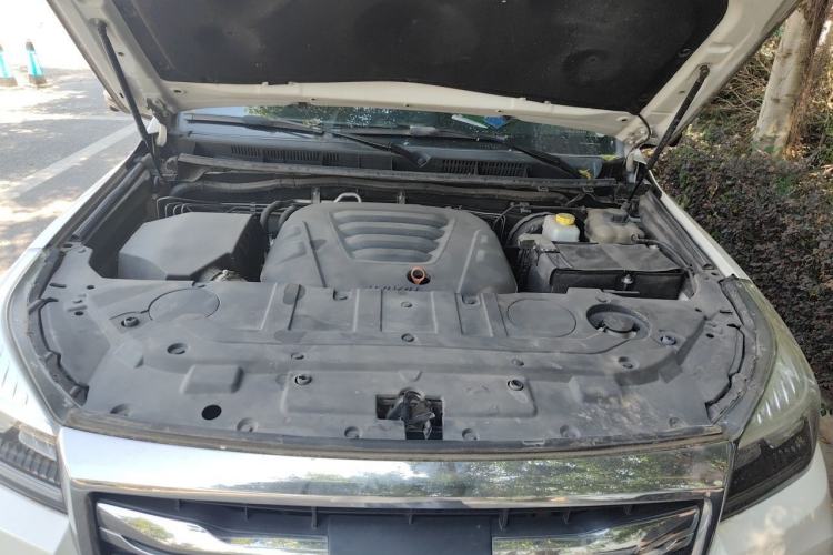 Used Haval H9 2020 2.0T Gasoline 4x4 Luxury 7-Seater Engine Bay