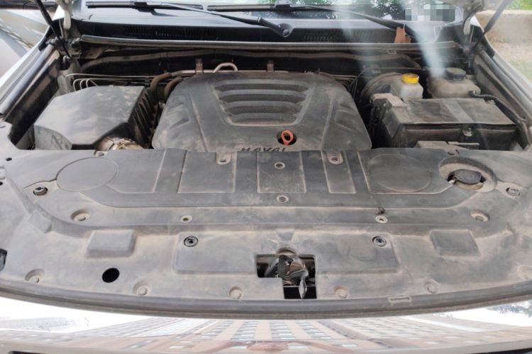 Used Haval H9 2020 2.0T Gasoline 4x4 Luxury 7-Seater Engine Bay
