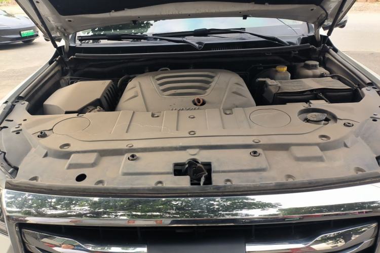 Used Haval H9 2020 2.0T Gasoline 4WD Premium Edition 5 Seats Engine Bay