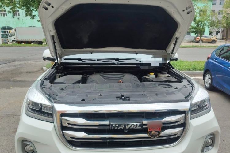 Used Haval H9 2020 2.0T Gasoline 4WD Premium Edition 5 Seats Engine Bay