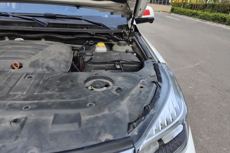 Used Haval H9 2020 2.0T Gasoline 4x4 Prestige 7-Seater Engine Bay Left