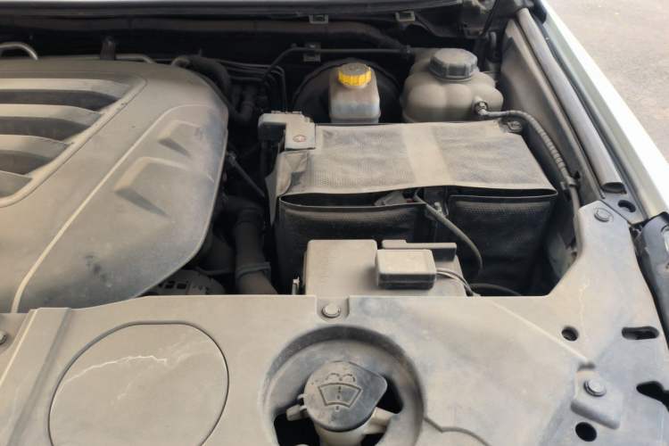 Used Haval H9 2020 2.0T Gasoline 4WD Premium Edition 5 Seats Engine Bay Left
