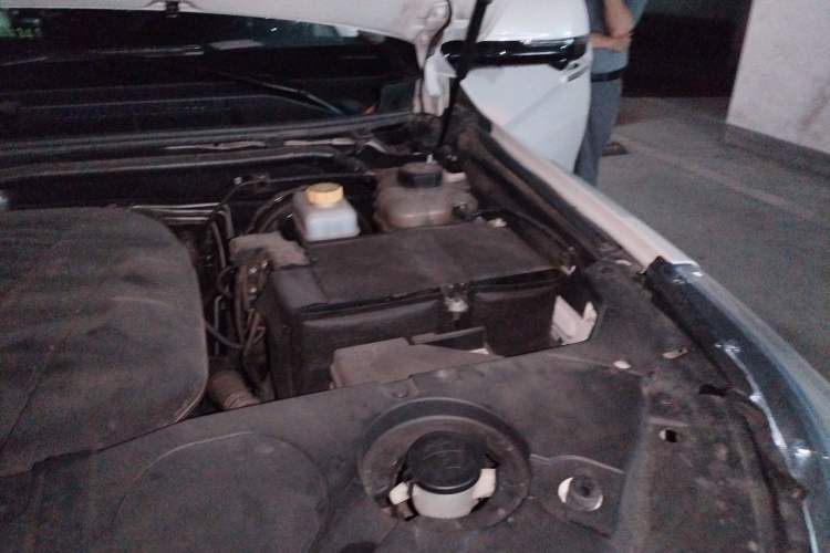 Used Haval H9 2020 2.0T Gasoline 4x4 Luxury 7-Seater Engine Bay Left
