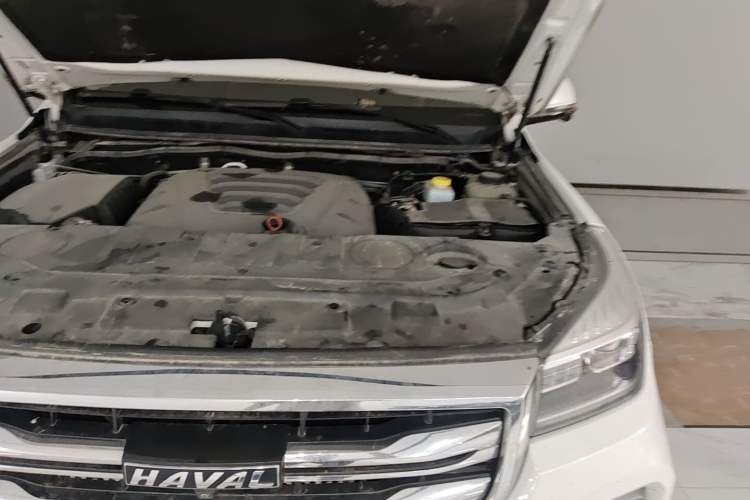 Used Haval H9 2020 2.0T Gasoline 4x4 Luxury 7-Seater Engine Bay Left