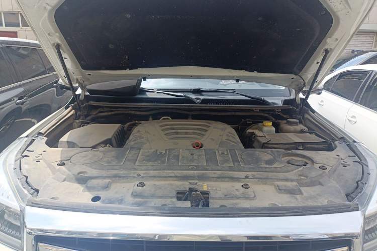 Used Haval H9 2020 2.0T Gasoline 4WD Premium Edition 5 Seats Engine Bay