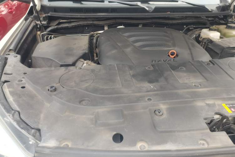 Used Haval H9 2020 2.0T Gasoline 4x4 Luxury 7-Seater Engine Bay Right