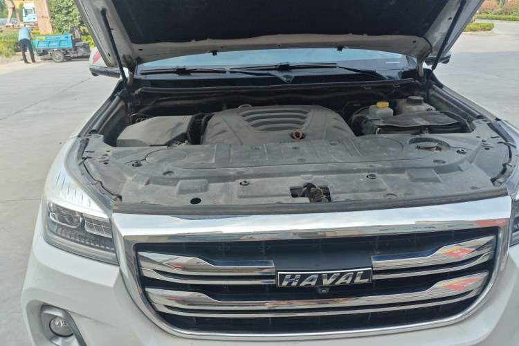 Used Haval H9 2020 2.0T Gasoline 4WD Premium Edition 5 Seats Engine Bay Right