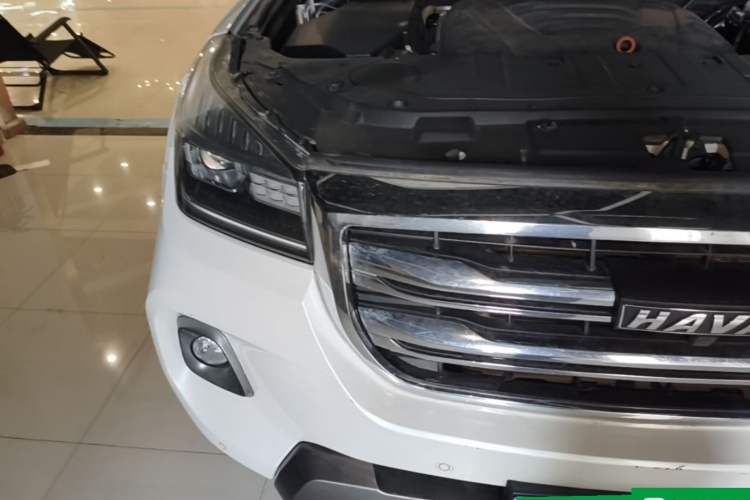 Used Haval H9 2020 2.0T Gasoline 4x4 Elite Version 5 Seats Engine Bay Right