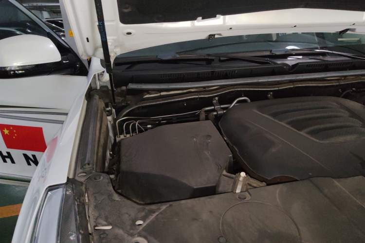 Used Haval H9 2020 2.0T Gasoline 4x4 Elite Version 5 Seats Engine Bay Right