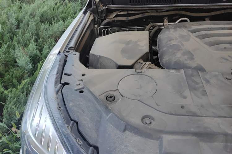 Used Haval H9 2020 2.0T Gasoline 4WD Premium Edition 5 Seats Engine Bay Right