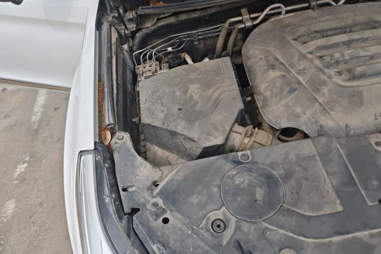 Used Haval H9 2020 2.0T Gasoline 4x4 Luxury 7-Seater Engine Bay Right