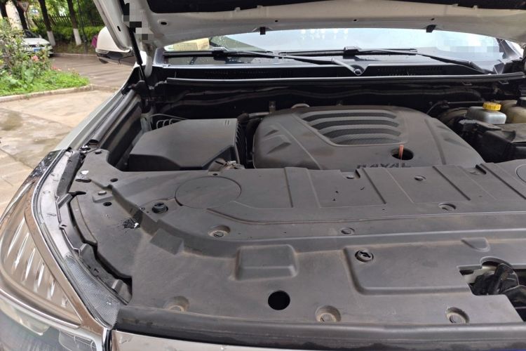 Used Haval H9 2020 2.0T Gasoline 4x4 Luxury 7-Seater Engine Bay Right