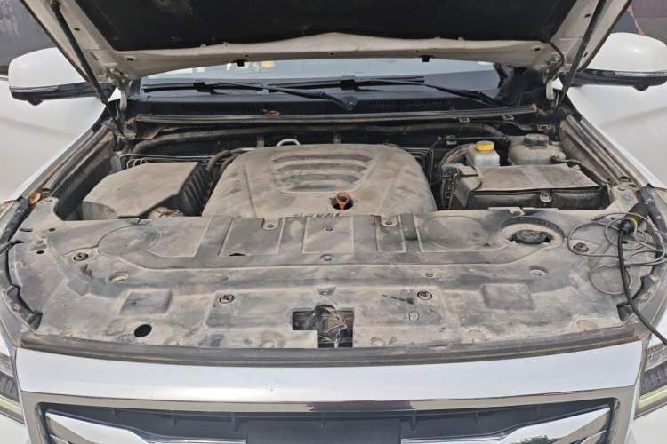 Used Haval H9 2020 2.0T Gasoline 4x4 Luxury 7-Seater Engine Bay