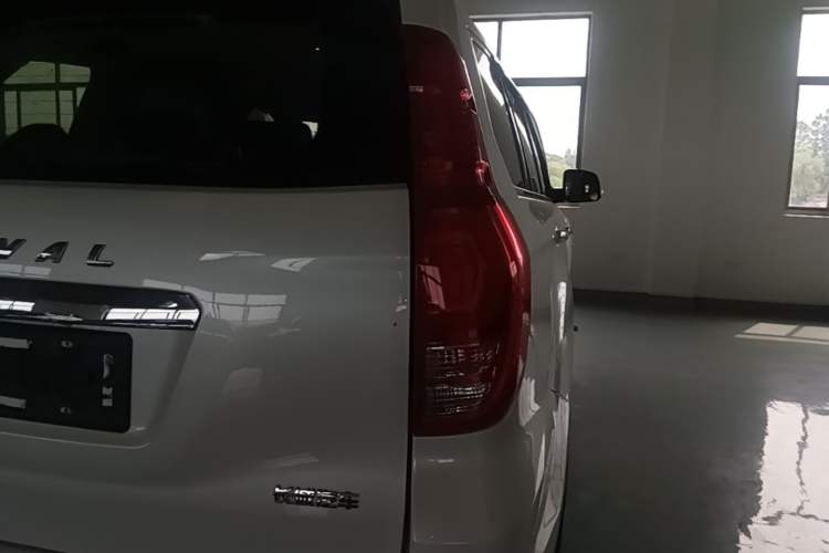 Used Haval H9 2020 2.0T Gasoline 4x4 Elite Version 5 Seats Exterior 3