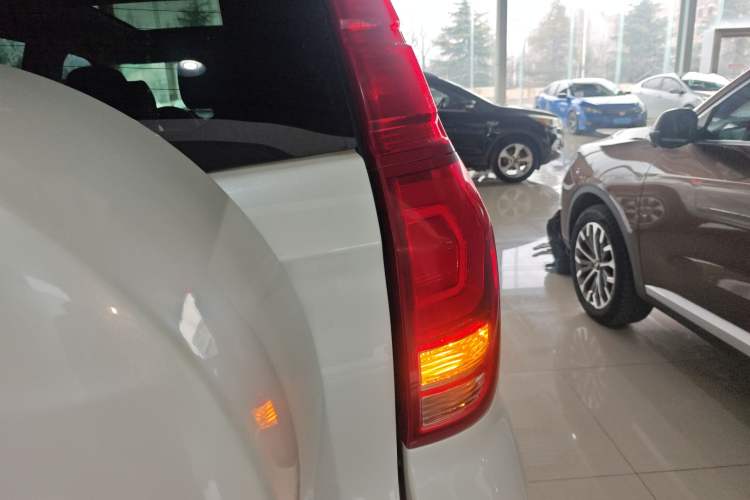 Used Haval H9 2020 2.0T Gasoline 4WD Premium Edition 5 Seats Exterior 3