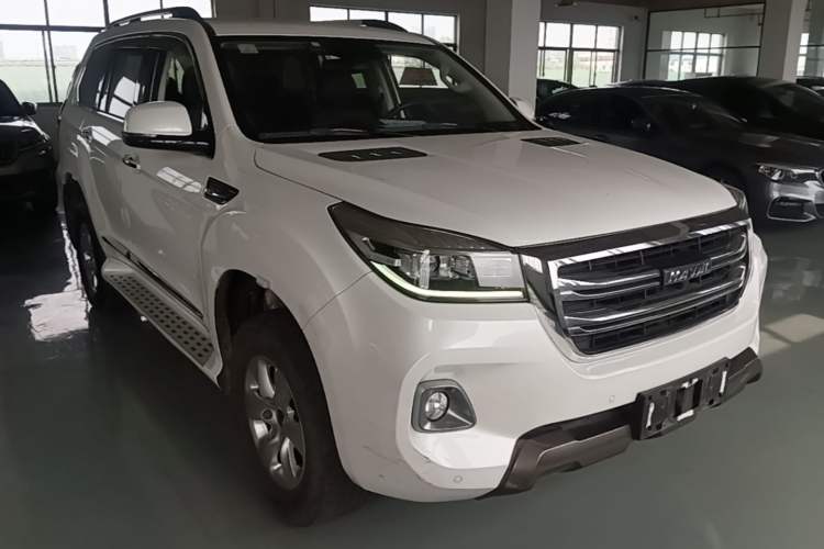 Used Haval H9 2020 2.0T Gasoline 4x4 Elite Version 5 Seats Front Right 45 Deg
