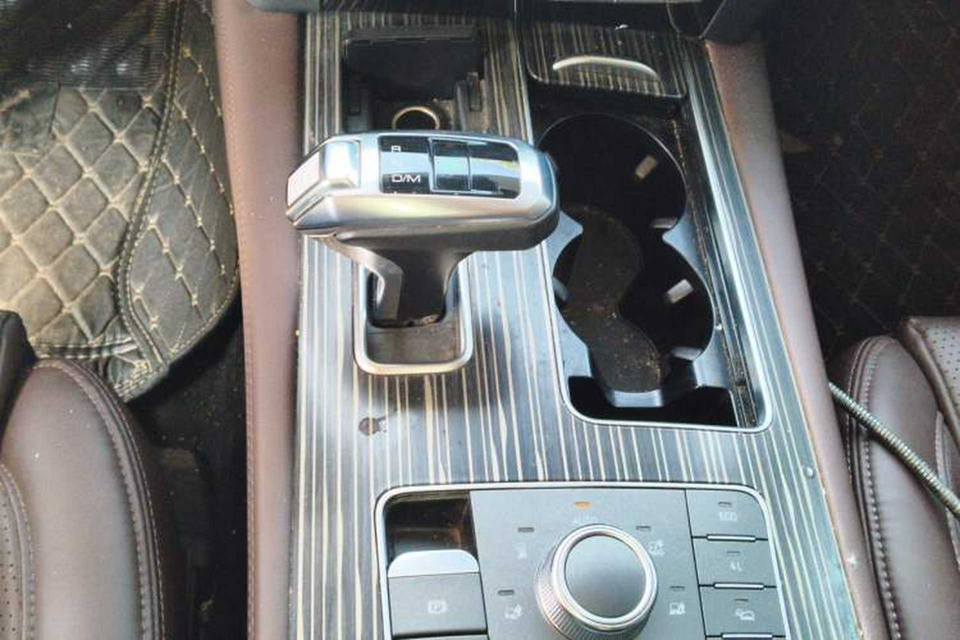 Used Haval H9 2020 2.0T Gasoline 4WD Premium Edition 5 Seats Gear Lever
