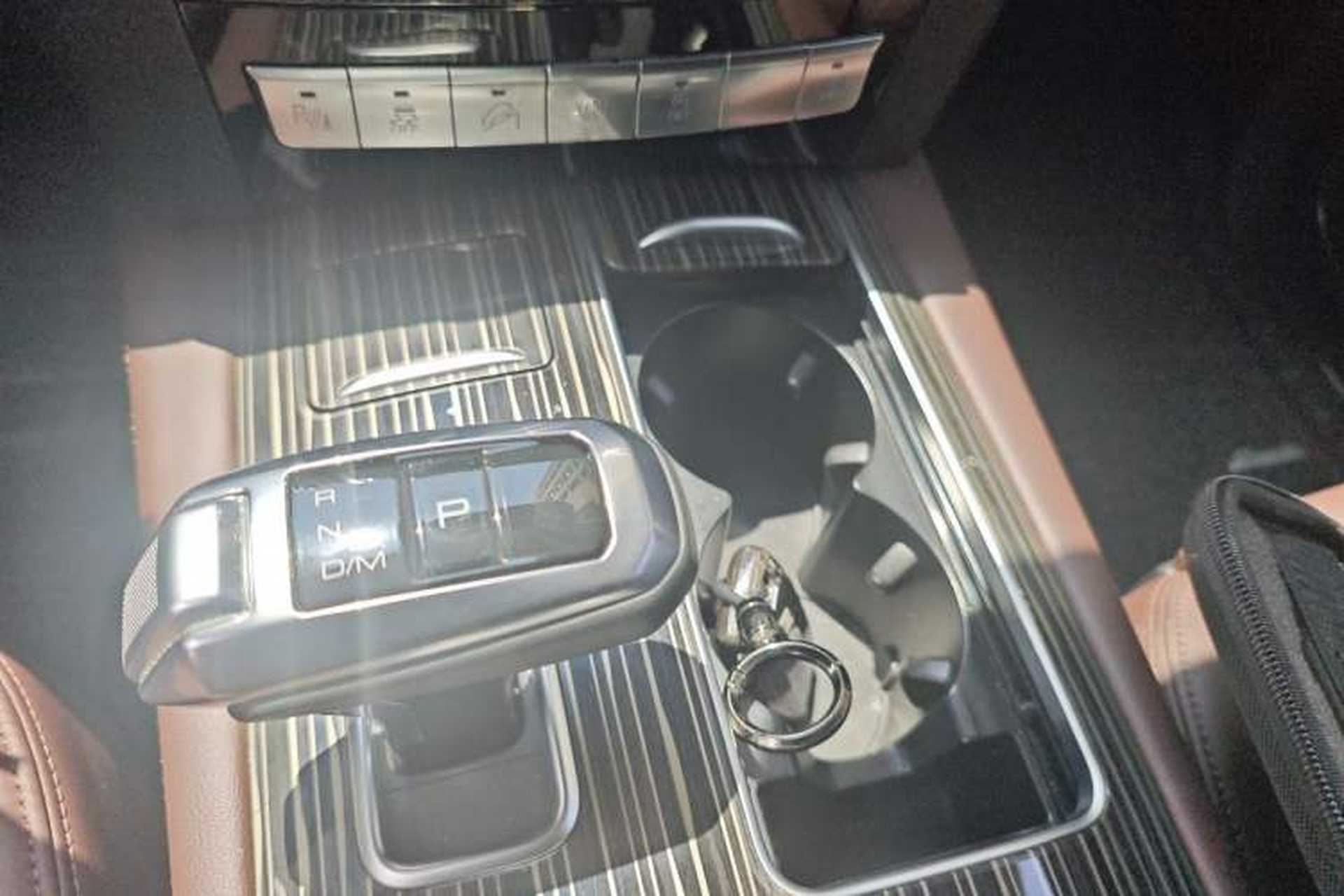 Used Haval H9 2020 2.0T Gasoline 4WD Premium Edition 5 Seats Gear Lever