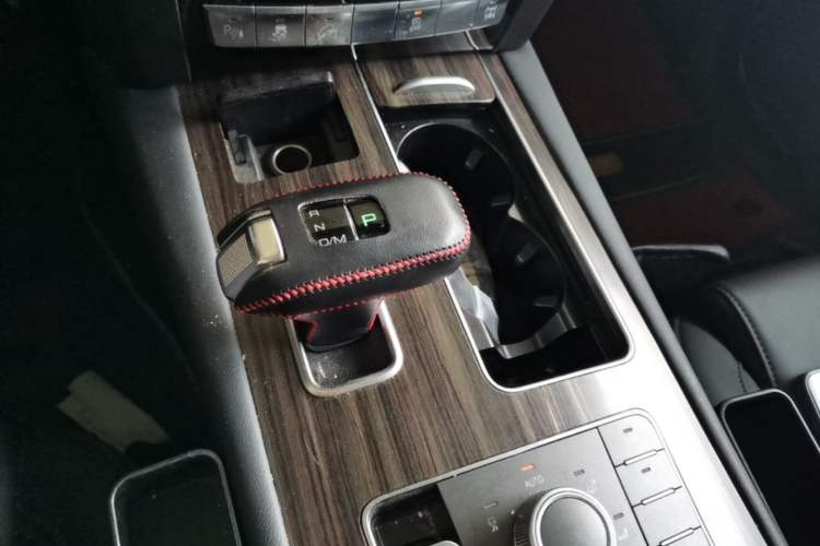 Used Haval H9 2020 2.0T Gasoline 4x4 Elite Version 5 Seats Gear Lever