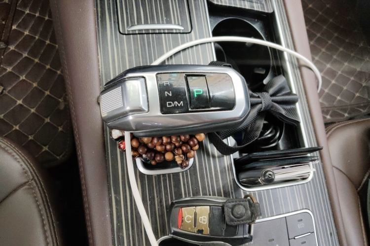 Used Haval H9 2020 2.0T Gasoline 4x4 Luxury 7-Seater Gear Lever