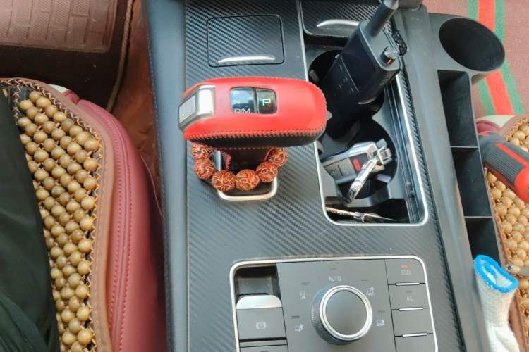 Used Haval H9 2020 2.0T Gasoline 4x4 Elite Version 5 Seats Gear Lever