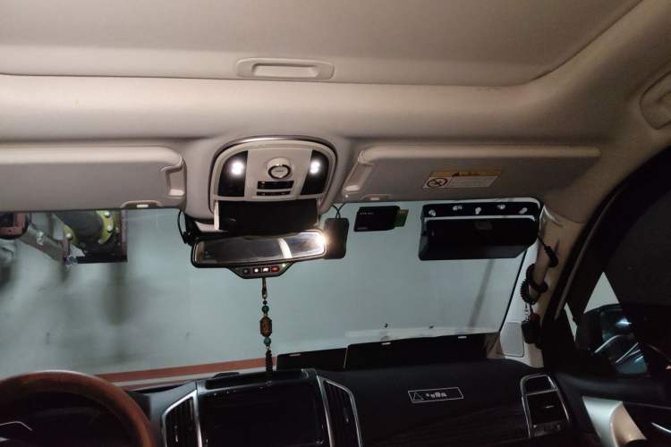 Used Haval H9 2020 2.0T Gasoline 4x4 Luxury 7-Seater Headliner