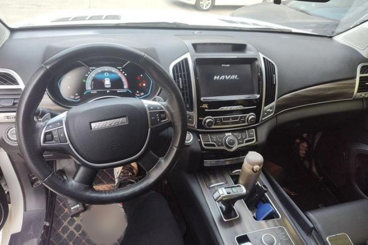 Used Haval H9 2020 2.0T Gasoline 4x4 Elite Version 5 Seats Interior 1