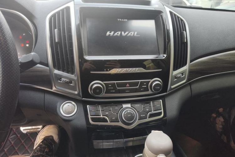 Used Haval H9 2020 2.0T Gasoline 4x4 Elite Version 5 Seats Interior 2
