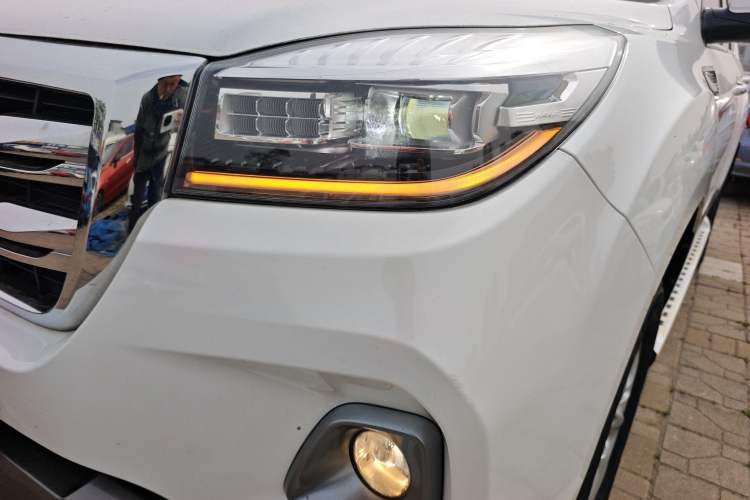 Used Haval H9 2020 2.0T Gasoline 4x4 Elite Version 5 Seats Left Front Headlight