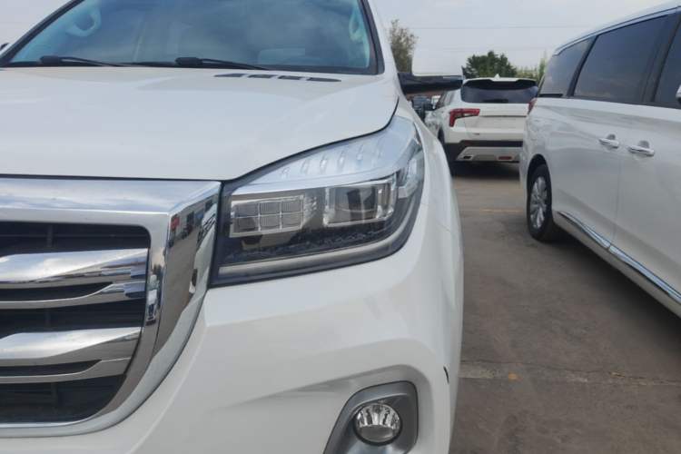 Used Haval H9 2020 2.0T Gasoline 4x4 Elite Version 5 Seats Left Front Headlight