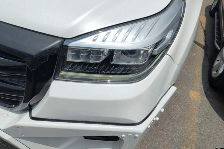 Used Haval H9 2020 2.0T Gasoline 4x4 Elite Version 5 Seats Left Front Headlight