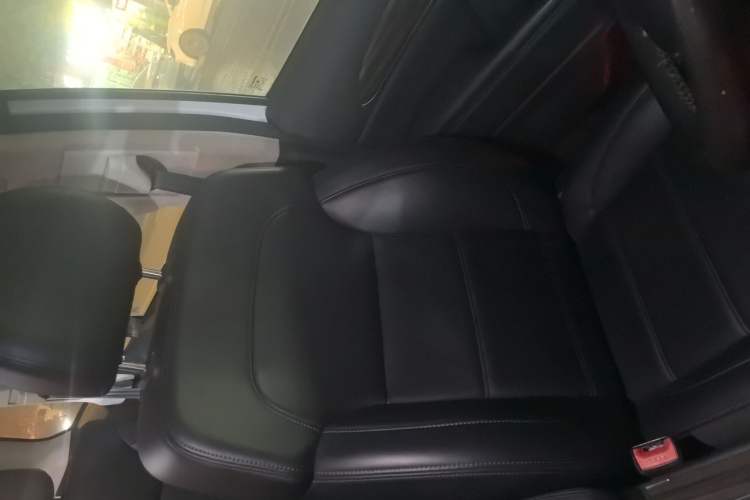 Used Haval H9 2020 2.0T Gasoline 4x4 Elite Version 5 Seats Left Front Seat