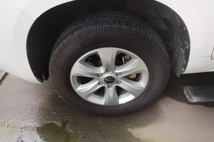 Used Haval H9 2020 2.0T Gasoline 4WD Premium Edition 5 Seats Left Front Wheel Hub