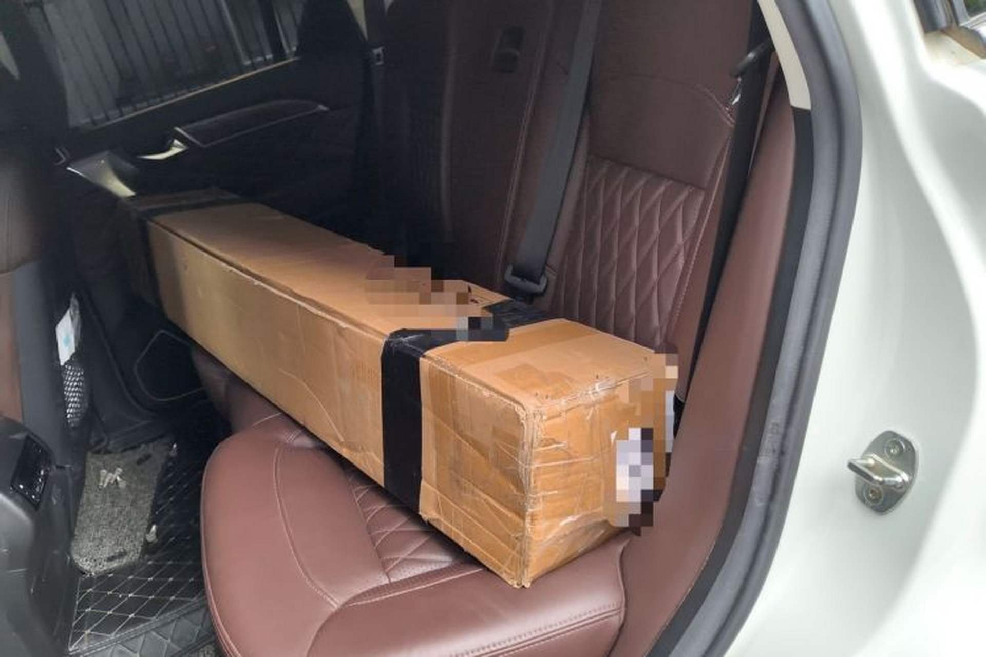 Used Haval H9 2020 2.0T Gasoline 4WD Premium Edition 5 Seats Left Rear Seat