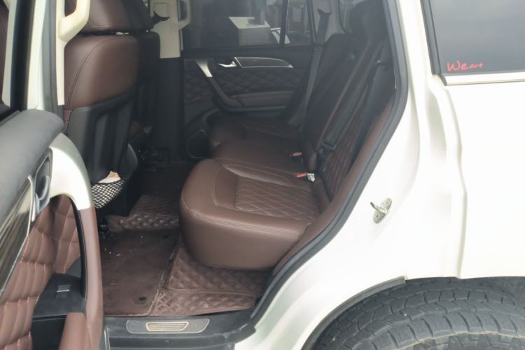 Used Haval H9 2020 2.0T Gasoline 4WD Premium Edition 5 Seats Left Rear Seat