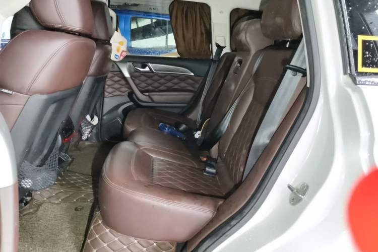 Used Haval H9 2020 2.0T Gasoline 4WD Premium Edition 5 Seats Left Rear Seat