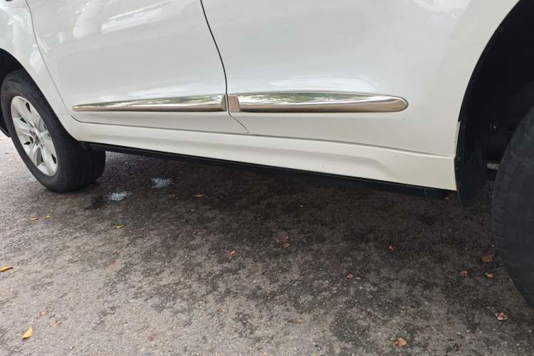 Used Haval H9 2020 2.0T Gasoline 4WD Premium Edition 5 Seats Left Side Sill