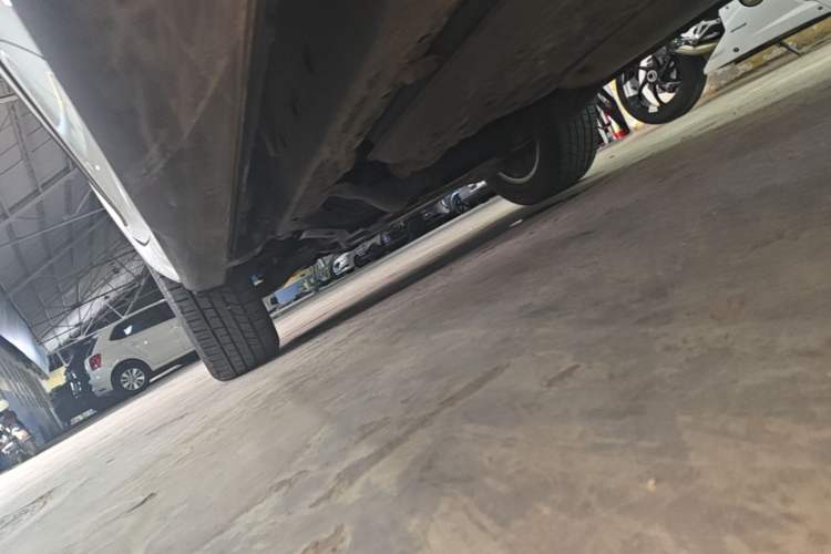 Used Haval H9 2020 2.0T Gasoline 4x4 Luxury 7-Seater Left Side Sill