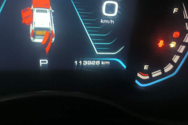 Used Haval H9 2020 2.0T Gasoline 4x4 Luxury 7-Seater Odometer Close Up