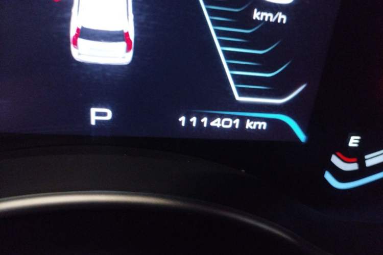 Used Haval H9 2020 2.0T Gasoline 4x4 Prestige 7-Seater Odometer Close Up