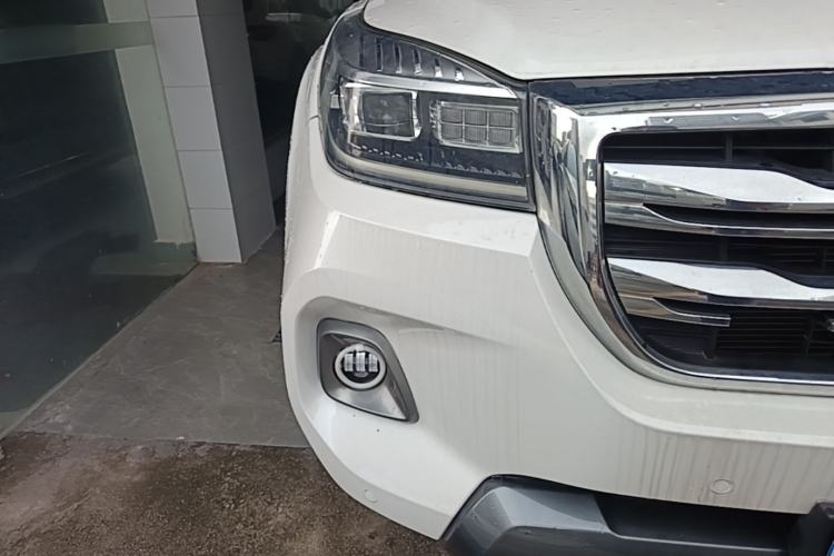 Used Haval H9 2020 2.0T Gasoline 4WD Premium Edition 5 Seats Right Front Headlight
