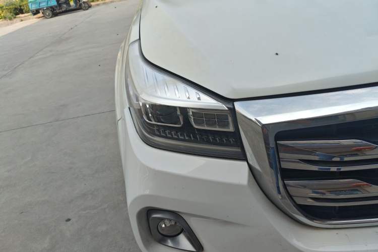 Used Haval H9 2020 2.0T Gasoline 4WD Premium Edition 5 Seats Right Front Headlight
