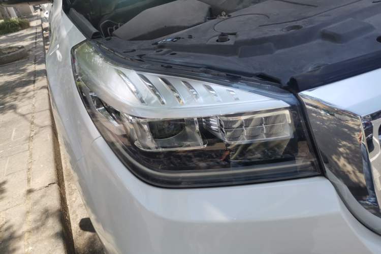 Used Haval H9 2020 2.0T Gasoline 4x4 Elite Version 5 Seats Right Front Headlight