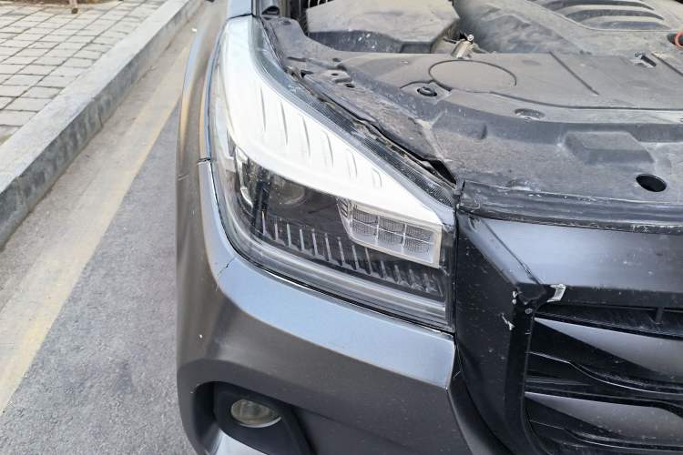 Used Haval H9 2020 2.0T Gasoline 4WD Premium Edition 5 Seats Right Front Headlight